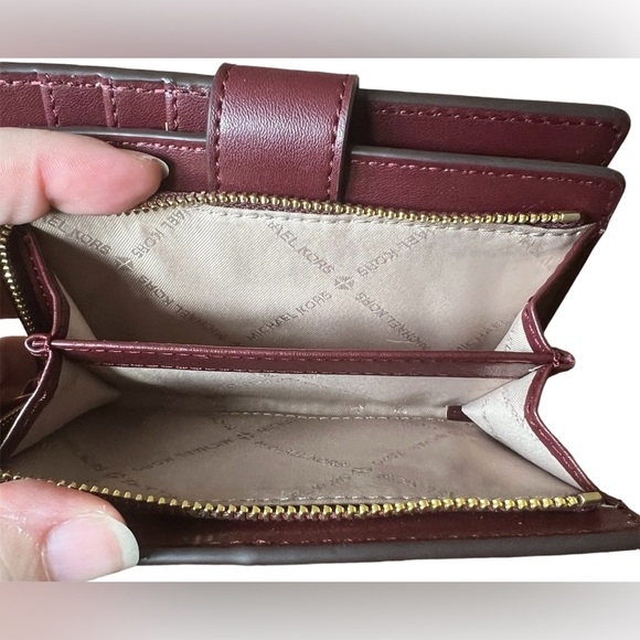 Michael Kors Leather Jet Set Wallet New With Tags - Picture 3 of 5